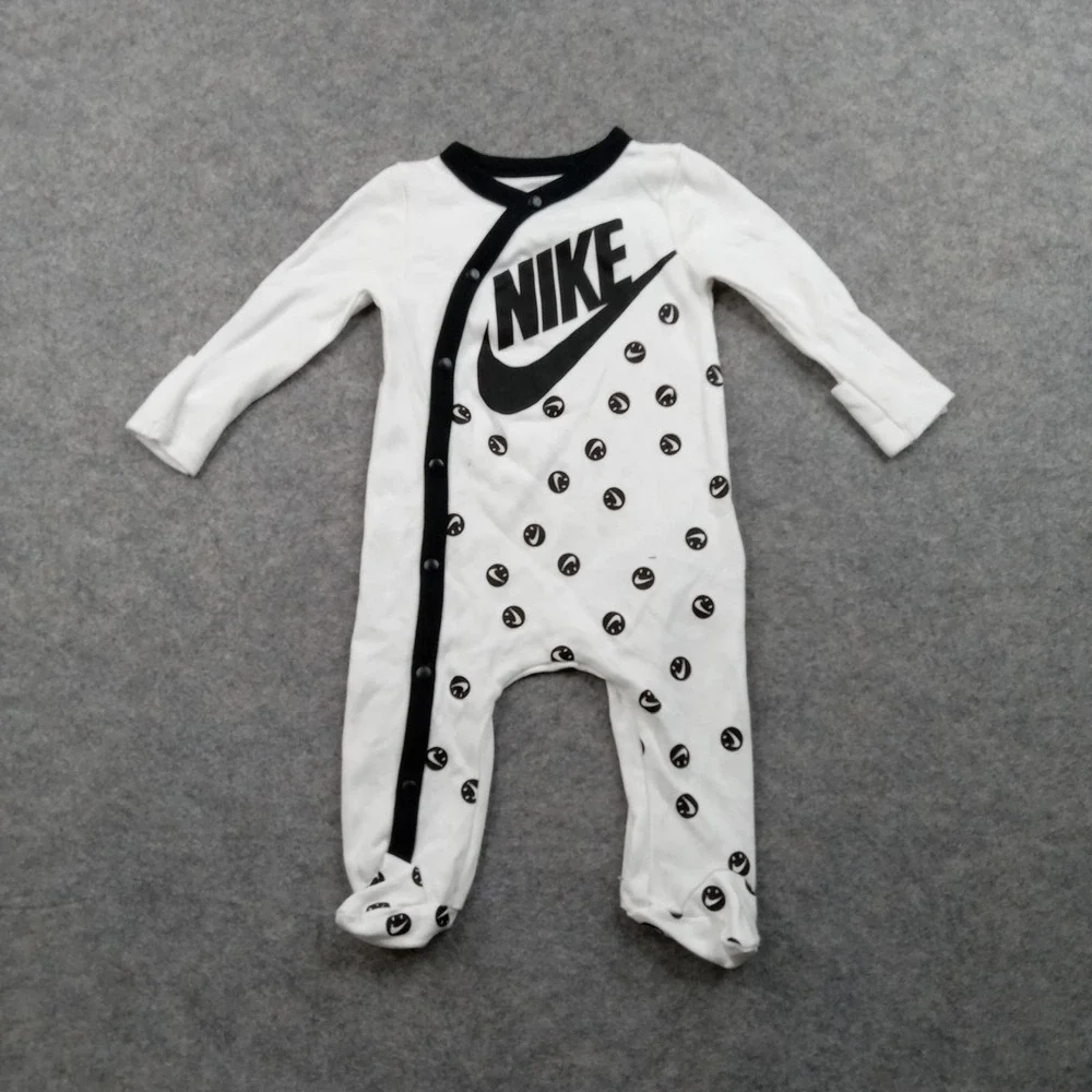 Nike Romper Baby 3M White Black Swoosh‎ Footed Long Sleeve One-piece Snap Front